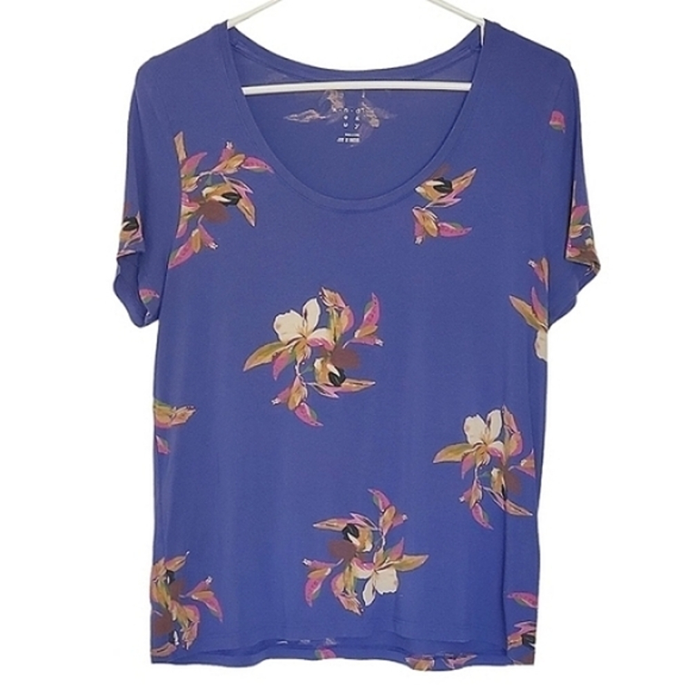 1068 * A New Day Floral Tee Blue Size M